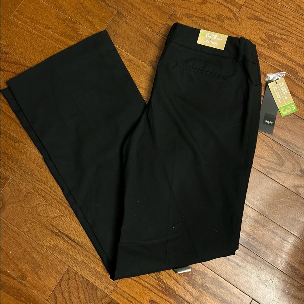 New with tags black Mossimo size 8 fit 3 pants